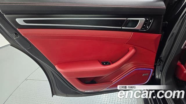 Porsche Panamera 2019 — ფოტო 9/31