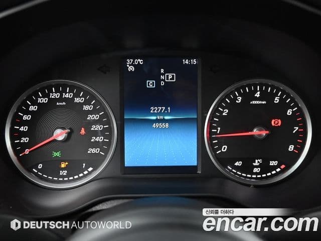 Mercedes-Benz C-Class 2019 — Photo 16/20