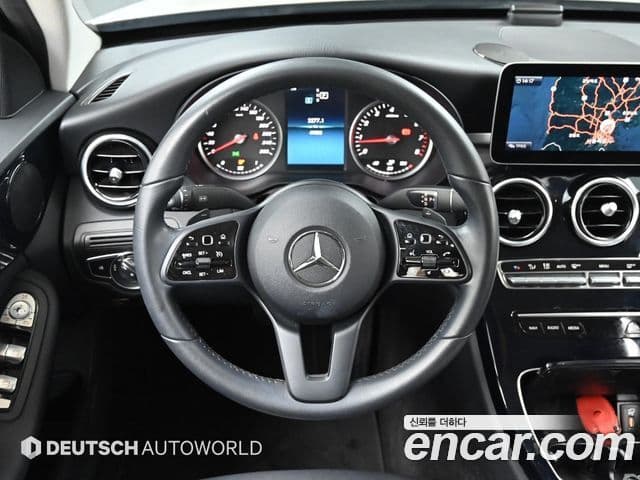 Mercedes-Benz C-Class 2019 — Photo 20/20