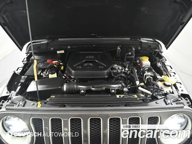 Jeep Wrangler 2021 — Фото 5/13