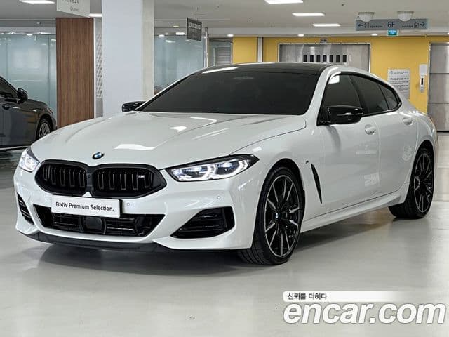 BMW 8 Series 2025 — Фото 10/20