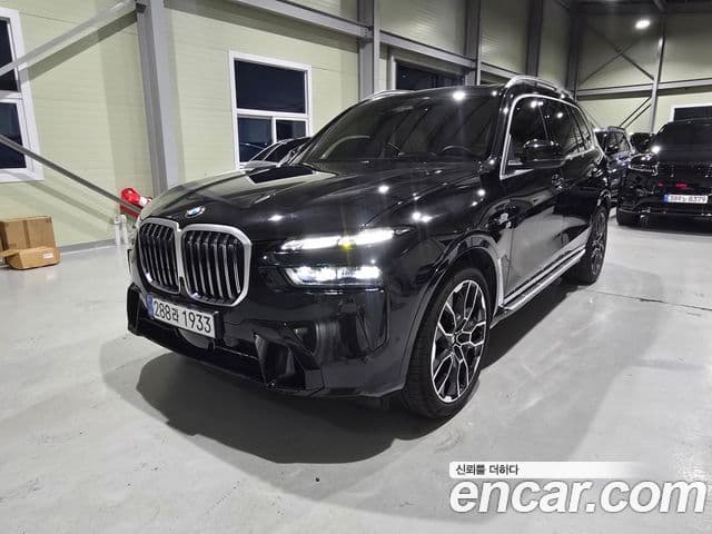 BMW X7 2025 — Photo 2/19