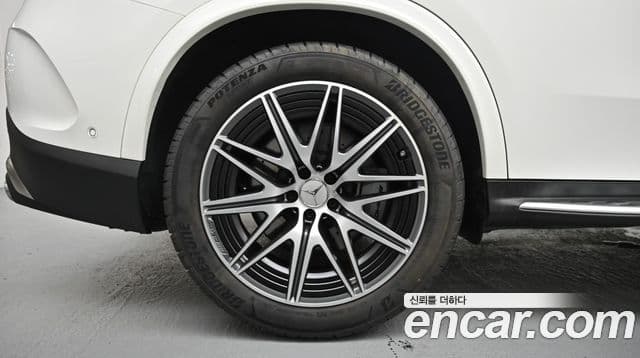 Mercedes-Benz GLC-Class 2025 — Фото 4/20