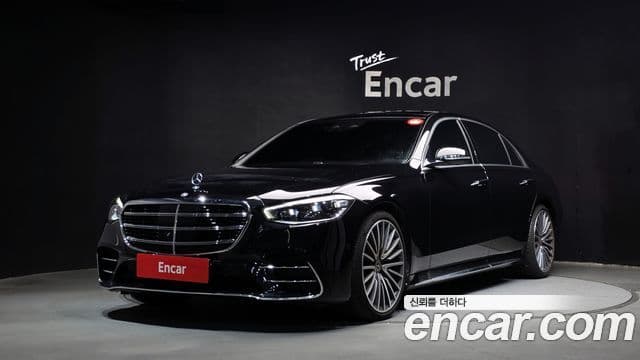 Mercedes-Benz S-Class 2025 — Фото 1/20