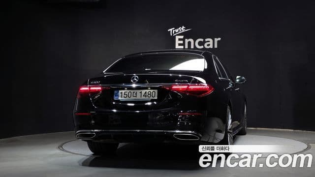Mercedes-Benz S-Class 2025 — Фото 4/20