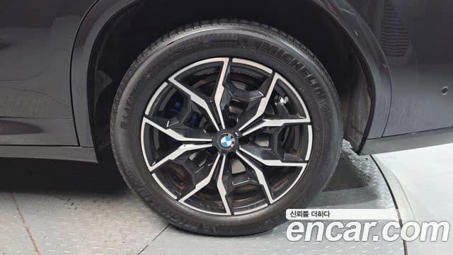 BMW X4 2023 — Photo 5/32