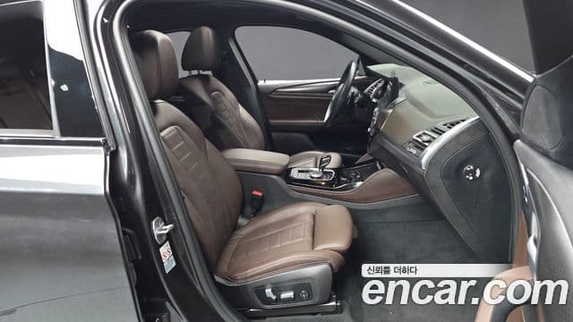BMW X4 2023 — Photo 3/32