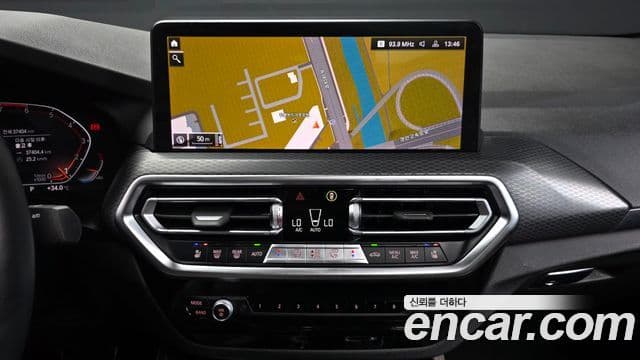 BMW X4 2023 — Photo 6/32