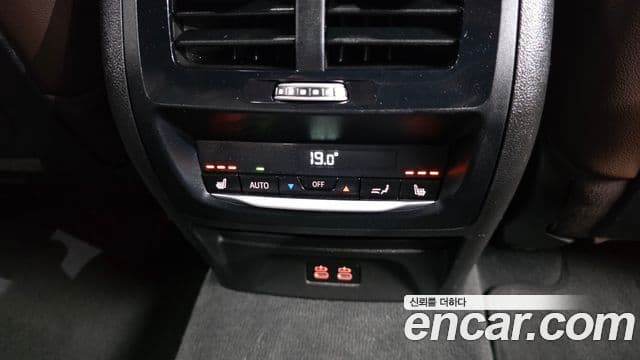 BMW X4 2023 — Photo 27/32