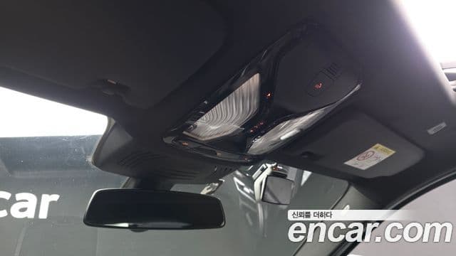 BMW X4 2023 — Photo 28/32