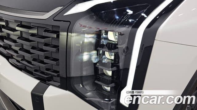 Kia Sportage 2025 — Photo 1/34