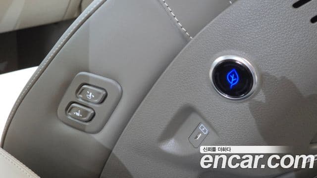 Kia Carnival 2024 — Фото 16/20