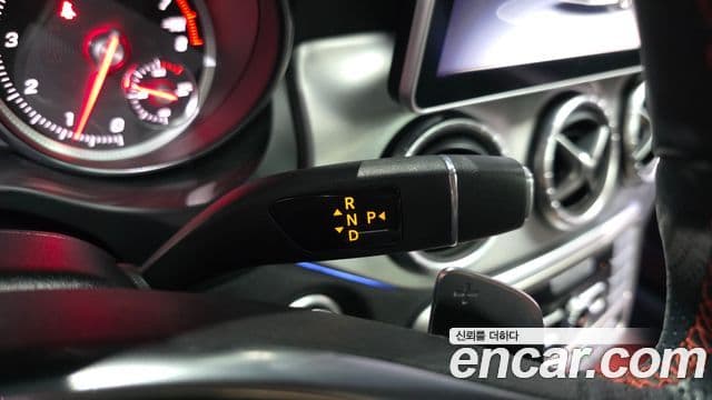Mercedes-Benz CLA-Class 2018 — ფოტო 6/20
