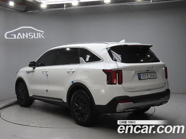 Kia Sorento 2025 — Фото 3/20