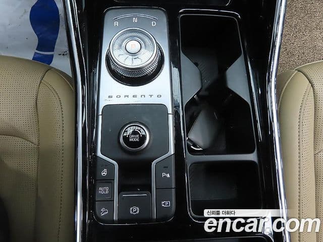 Kia Sorento 2025 — Фото 14/20