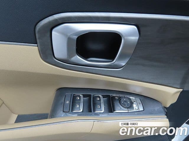 Kia Sorento 2025 — Фото 18/20