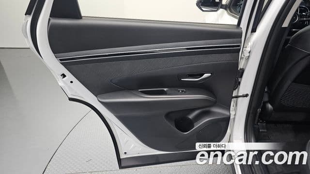 Hyundai Tucson Hybrid 2021 — Şəkil 8/30