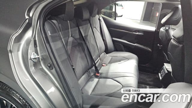 Toyota Camry 2024 — Photo 16/31