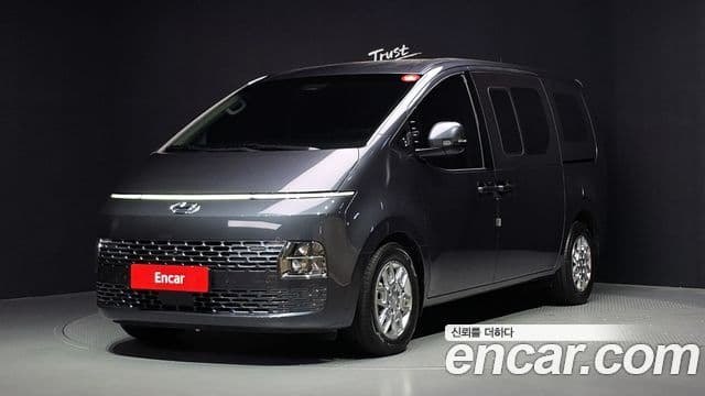 Hyundai Staria 2022 — Фото 1/20