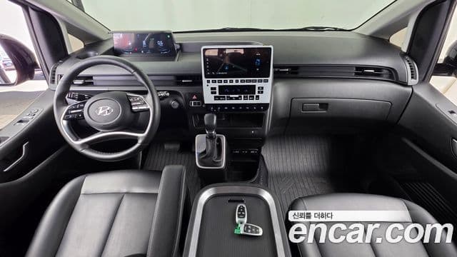Hyundai Staria 2022 — Фото 7/20