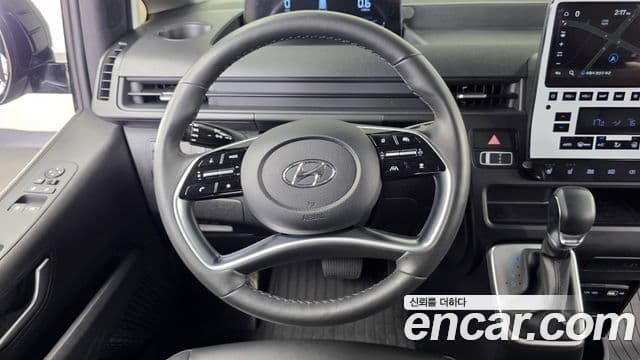 Hyundai Staria 2022 — Фото 13/20