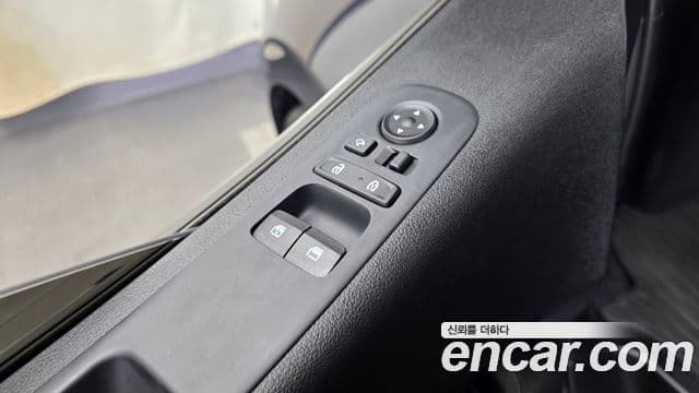 Hyundai Staria 2022 — Şəkil 15/33