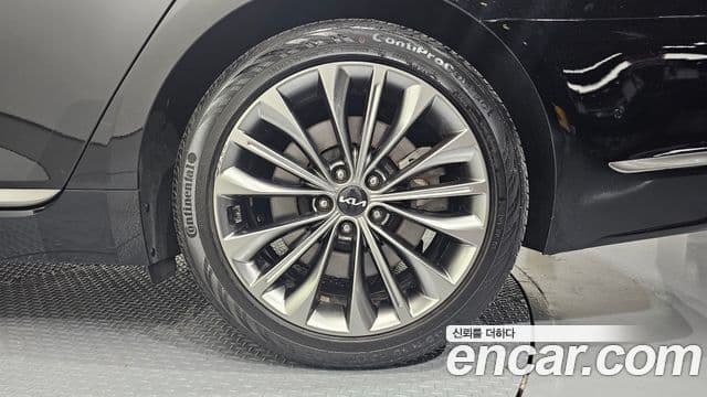Kia The K9 2024 — Photo 10/32
