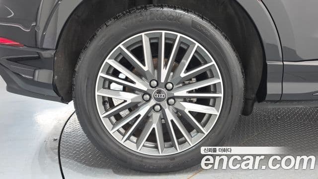 Audi Q3 2025 — Photo 28/33