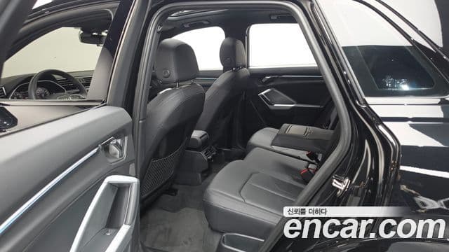 Audi Q3 2025 — Photo 12/33