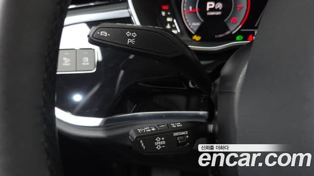 Audi Q3 2025 — Photo 29/33
