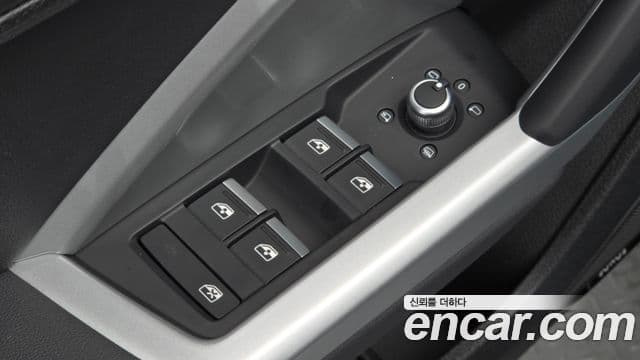 Audi Q3 2025 — Photo 23/33