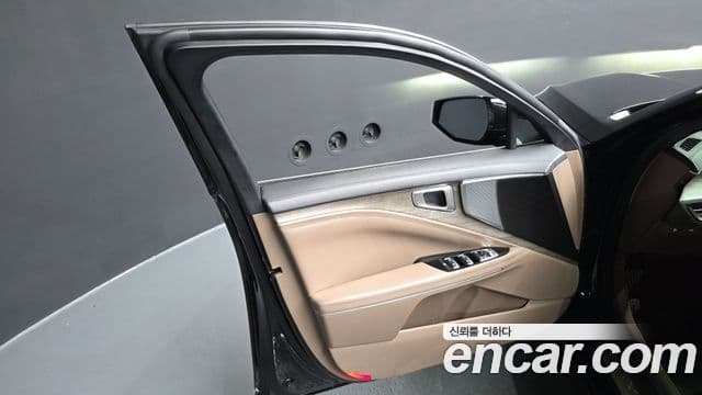 Kia K8 2022 — Photo 17/38