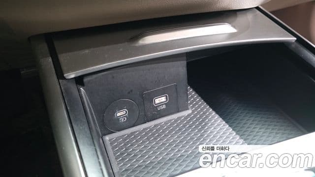 Kia K8 2022 — Photo 6/38
