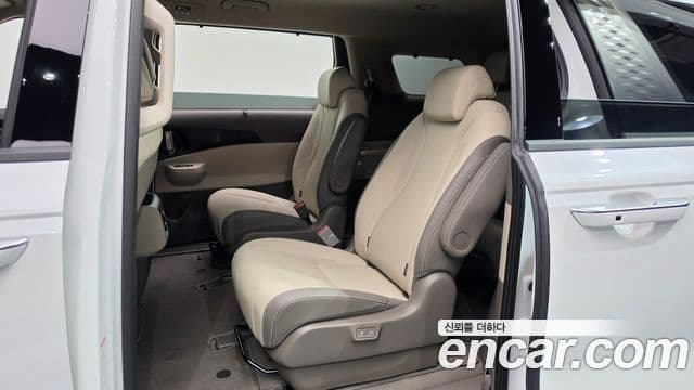 Kia Carnival 2026 — Фото 11/20