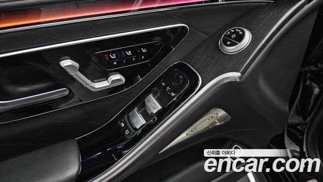 Mercedes-Benz S-Class 2021 — Фото 19/20