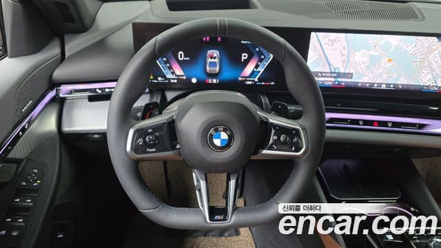 BMW 5 Series 2025 — Фото 12/20