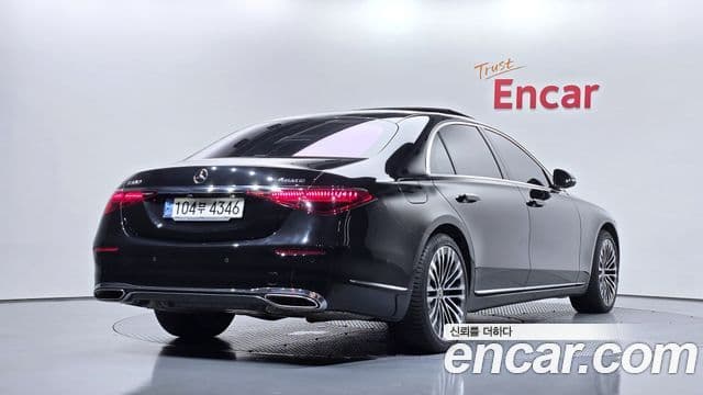 Mercedes-Benz S-Class 2021 — Фото 2/20