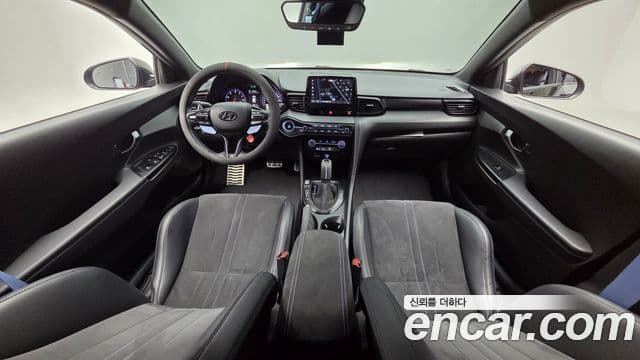 Hyundai Veloster 2021 — Photo 7/20