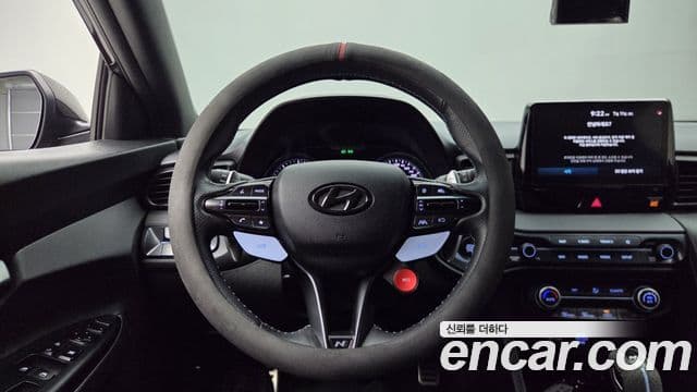 Hyundai Veloster 2021 — Photo 16/20