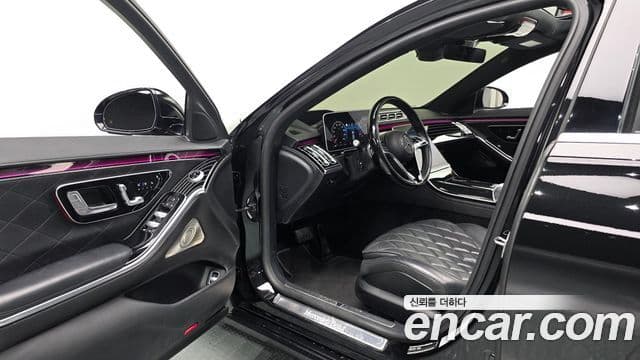 Mercedes-Benz S-Class 2023 — Photo 15/31