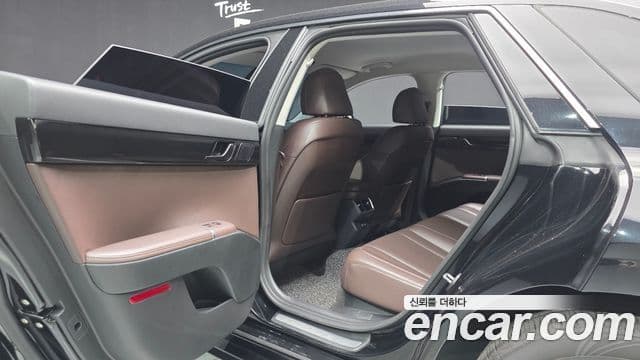 Hyundai Grandeur Hybrid 2022 — Photo 20/32
