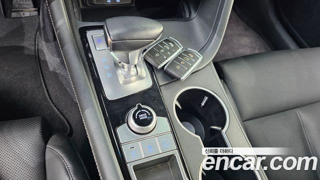 Genesis G70 2018 — ფოტო 7/30