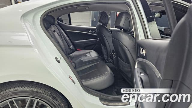Genesis G70 2018 — ფოტო 9/30
