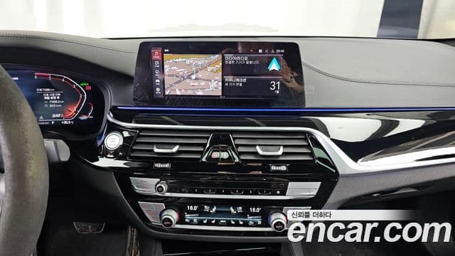BMW 5 Series 2020 — Фото 13/20