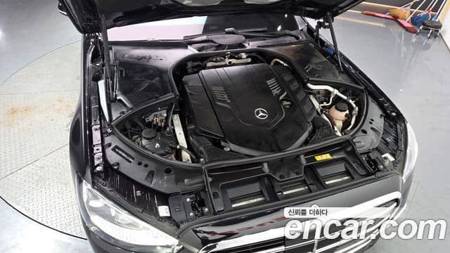 Mercedes-Benz S-Class 2022 — Фото 6/20
