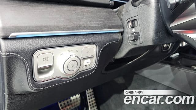 Mercedes-Benz GLS-Class 2025 — Фото 19/20