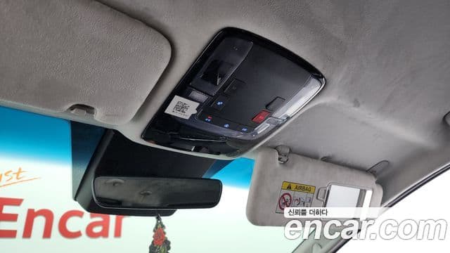 Hyundai Staria 2024 — Photo 23/34