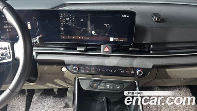 Kia Carnival 2024 — Фото 12/20