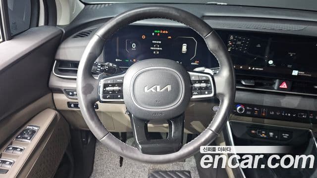 Kia Carnival 2024 — Фото 13/20
