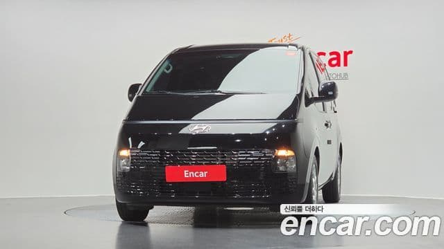 Hyundai Staria 2023 — Фото 3/20